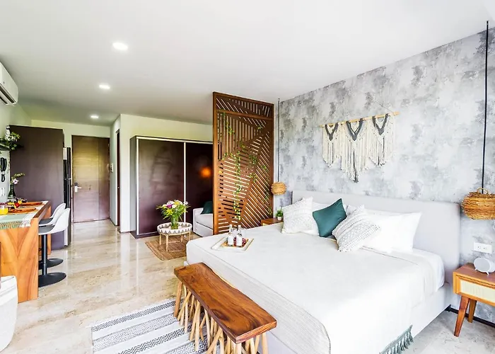 Apartment At Menesse Tulum